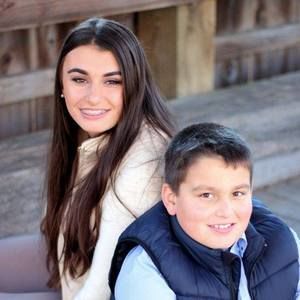 Meet your Posher, Elizabeth