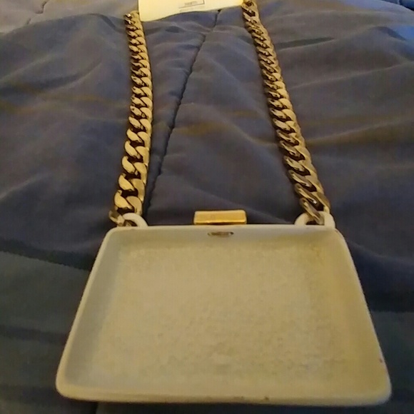 MAGAZINE MEDIA GRAPHIC PRINT STATEMENT NECKLACE - Picture 4 of 4