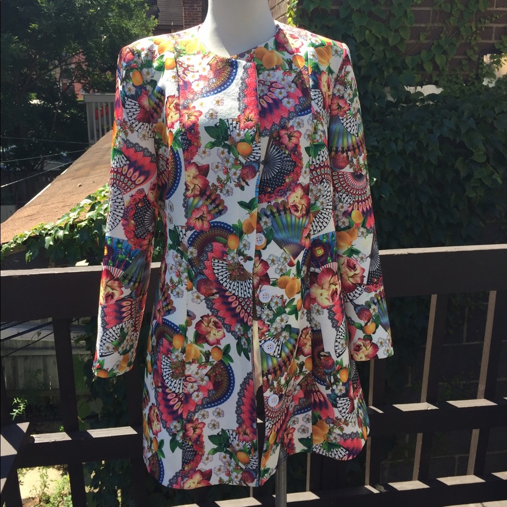 Unique floral trench coat - Picture 2 of 7