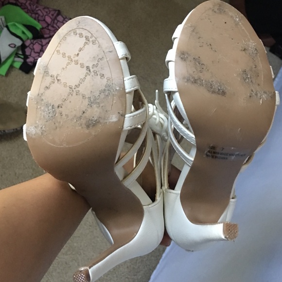 ‼️‼️ SOLD ‼️‼️ Charlotte Russe cutout laced heels - Picture 3 of 3