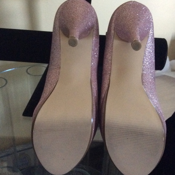 Steve Madden pale pink pumps - Picture 3 of 4