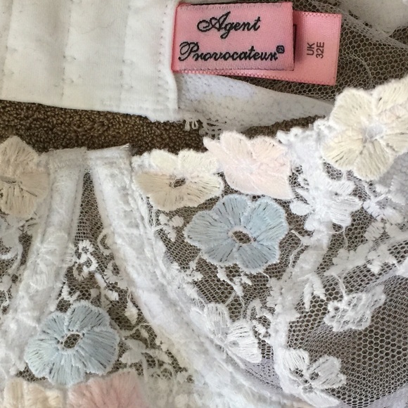 ❤Agent Provocateur petunia lace lingerie set 💋 - Picture 2 of 4