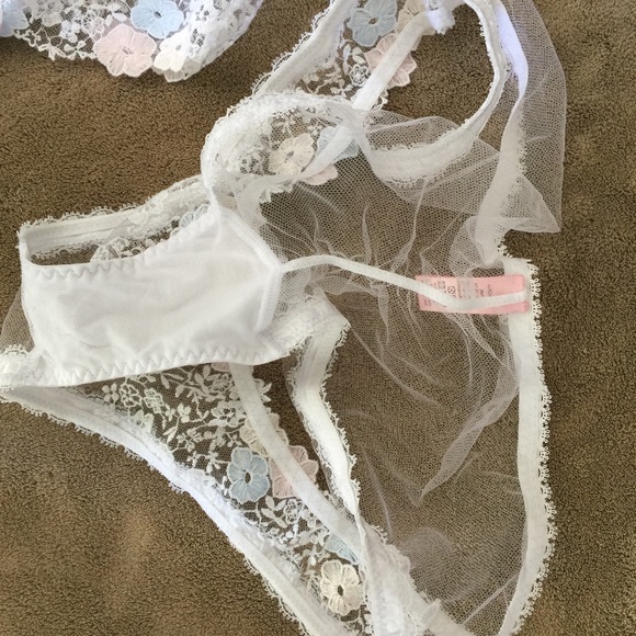 ❤Agent Provocateur petunia lace lingerie set 💋 - Picture 4 of 4