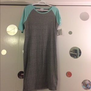 Medium LuLaRoe Julia