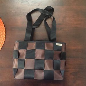 Comely seatbelt purse