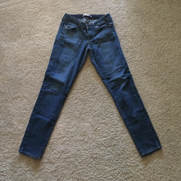 Size 26 Paige denim jeans "Noah" skinny leg