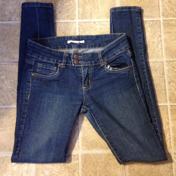 21 Denim Denim - 21 Denim. Sz 27x32. Skinny jeans. 2% Spandex.