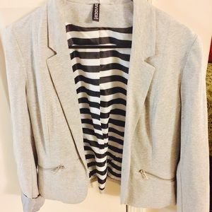 H&M Crop Blazer - New