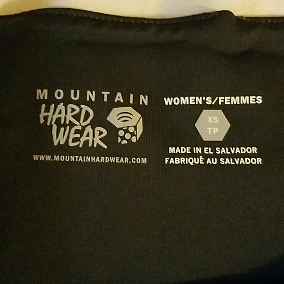 Mountain Hardware active shirt w/ shorts - Picture 4 of 4