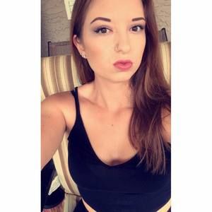 Meet your Posher, Madi