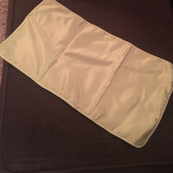 Coach diaperbag matching wristlet and changing pad - Picture 3 of 4