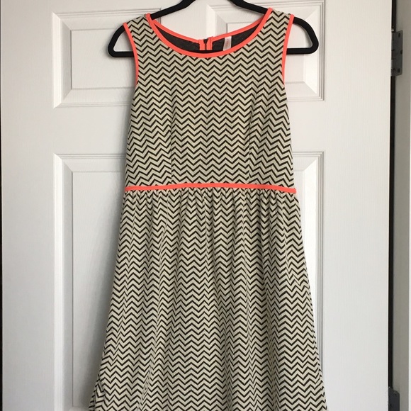 Chevron dress with neon pink piping