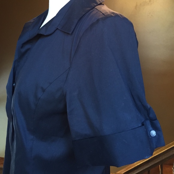 Ann Taylor button up short sleeve blouse - Picture 4 of 4