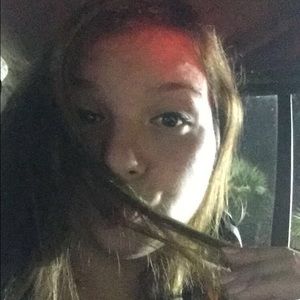 Meet your Posher, Alida