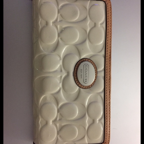 Brand new patent leather cream Coach wallet