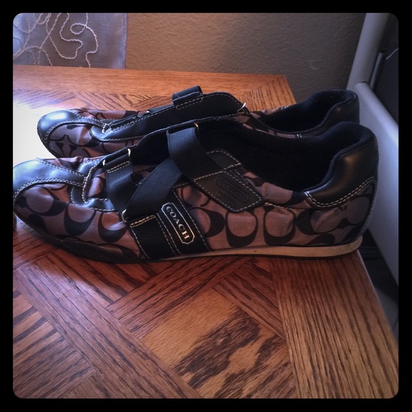 Black COACH tennis shoes