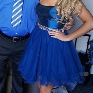 Authentic SHERRI HILL cocktail dress