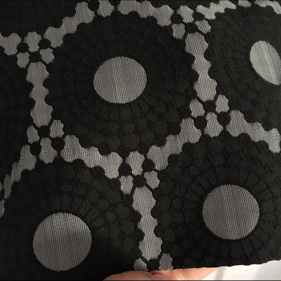 NWT Kensie Black Gray Patterned Brocade Crop Top - Picture 3 of 3