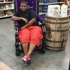 Meet your Posher, Lisa