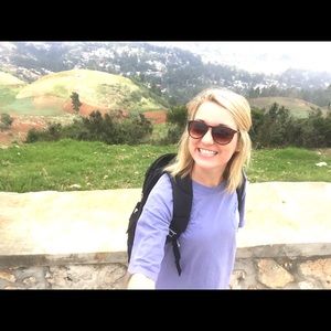 Meet your Posher, Danica