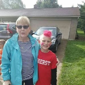 Meet your Posher, Suzanne