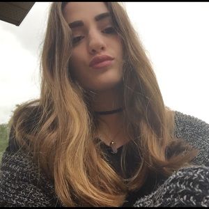 Meet your Posher, Chana