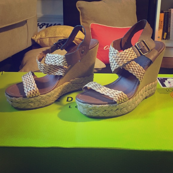 Rope wedge sandal