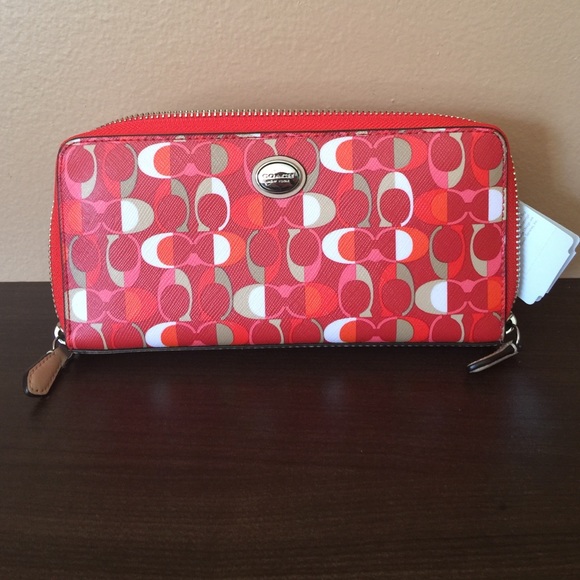 Coach wallet