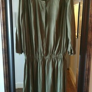 Stylish olive green United Colors of Benneton