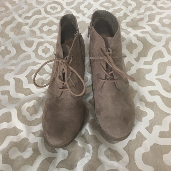 Never worn, Super cute taupe booties.