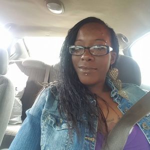 Meet your Posher, Alecia