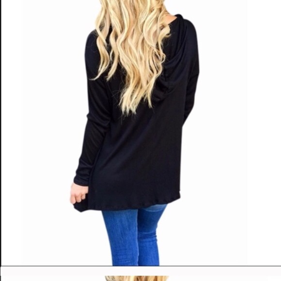 Black hoodie shirt 104 - Picture 2 of 3