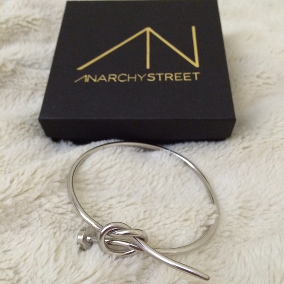 Anarchy street silver bracelet