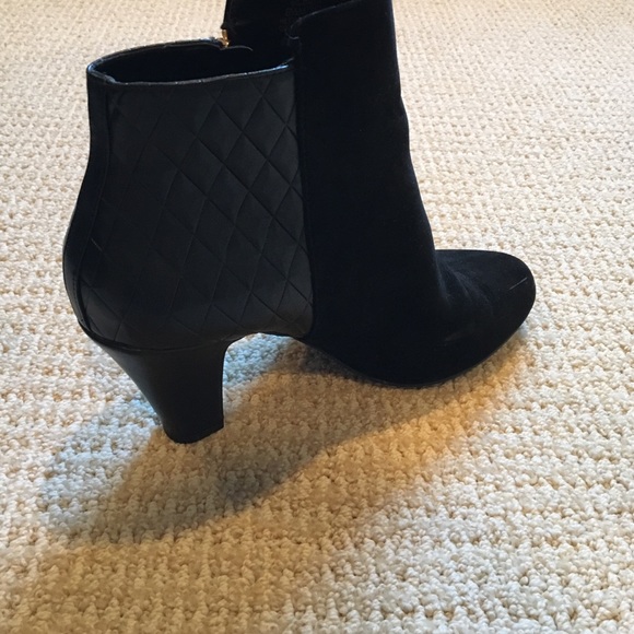 BCBGeneration black suede and leather booties - Picture 3 of 4