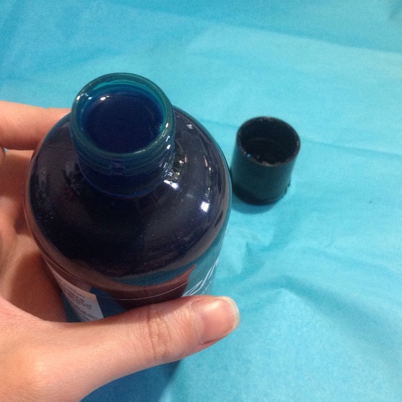 LUSH Kitchen Prince Shower Gel - Picture 4 of 5