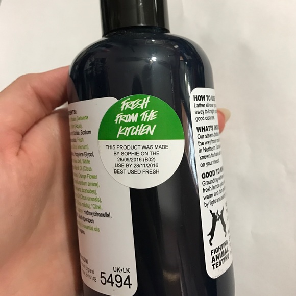 LUSH Kitchen Prince Shower Gel - Picture 5 of 5