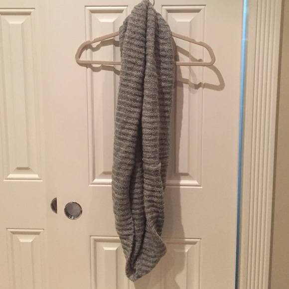 NWT Infinity scarf