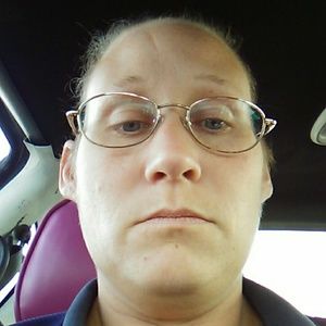 Meet your Posher, Leticia