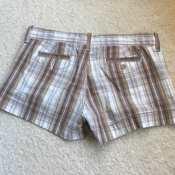 Ruehl shorts - Picture 2 of 3