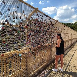 Meet your Posher, Lisa