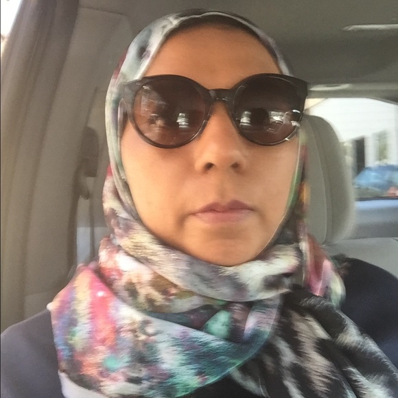 Meet your Posher, Rasha