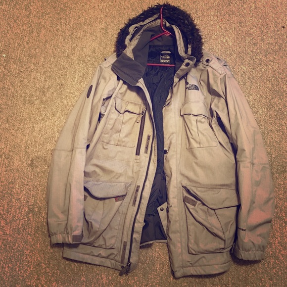 North face Snowboarder jacket