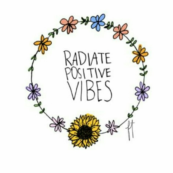 Meet Your Posher, Samantha - Picture 2 of 3