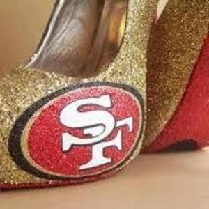 Meet your Posher, Adrianne