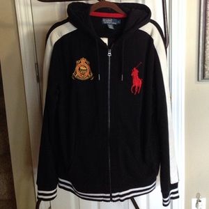 Never worn Ralph Lauren men's sweatsuit.