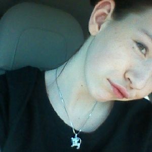 Meet your Posher, Brianna