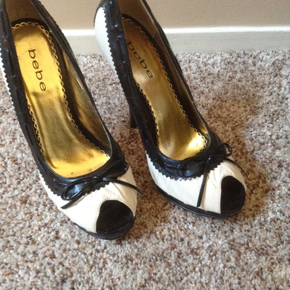 Bebe Capri Peep Toe Stiletto Heels, Size 7 - Picture 7 of 8