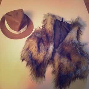 H&M faux fur vest