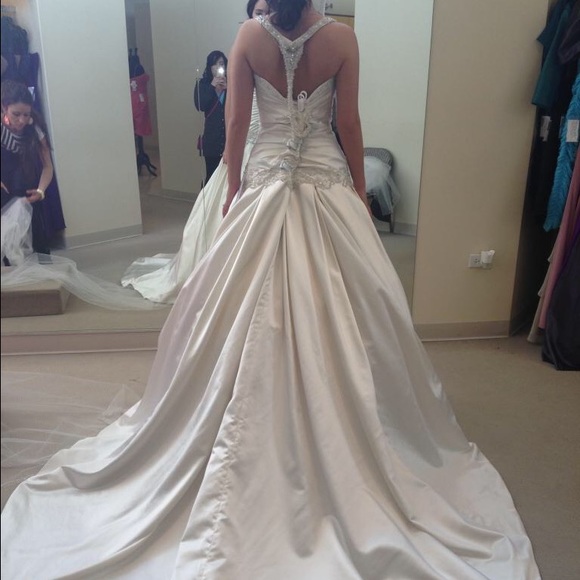 NWT Wedding dress 👰🏻🎩💍