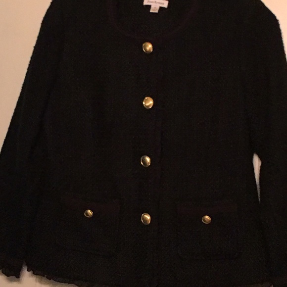 Very classy Joan Rivers (size 8) black Blazer.